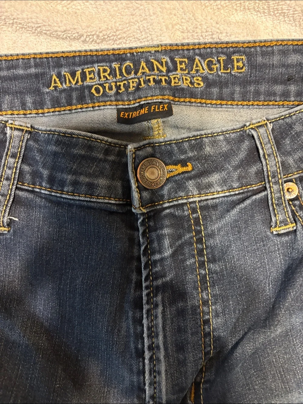 American Eagle Outfitters Men’s Jeans - Dark and Light Blue Washes - Picture 9 of 16